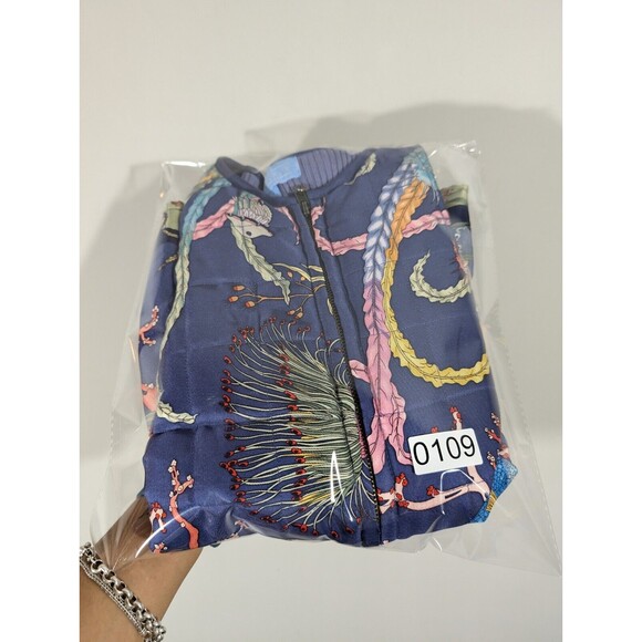 J. McLaughlin Sweater Women Sz S Blue Quilted Fron Silk Marine Nautical Jacket - Picture 12 of 12